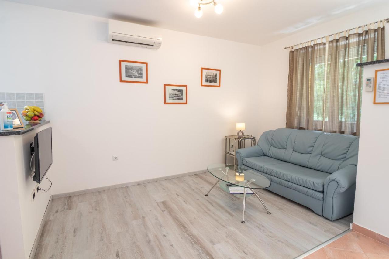 Apartments Gracia Башка Екстер'єр фото